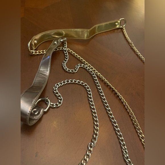 ALDO sparkly purses (2) one gold bag & one silver bag fantastic shape Circa 2009 - Picture 14 of 16